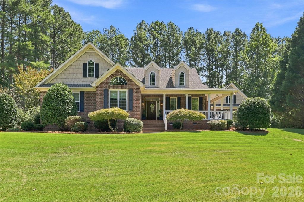 2290 Northview Harbour Drive, Sherrills Ford, NC 28673
