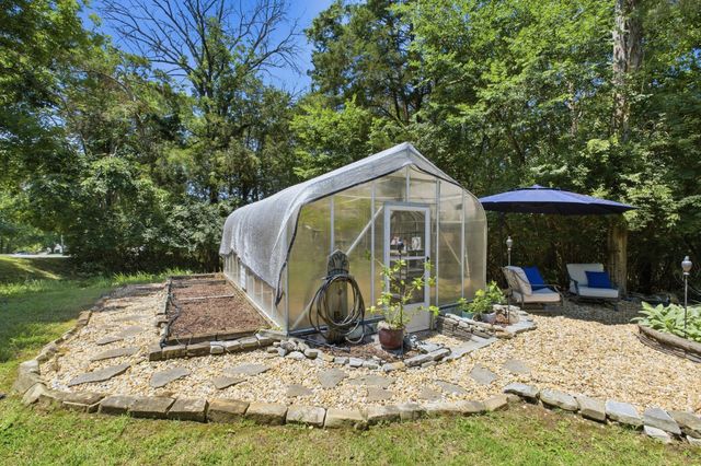 126 Savo Bay, Hendersonville, TN 37075