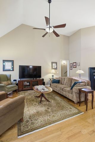 126 Savo Bay, Hendersonville, TN 37075