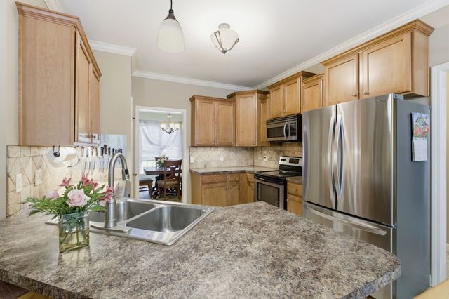 126 Savo Bay, Hendersonville, TN 37075