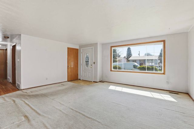 4111 E Grace Ave, Spokane, WA 99217