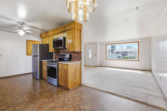 4111 E Grace Ave, Spokane, WA 99217