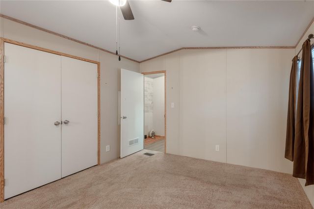 21 Oahu Court, Point Blank, TX 77364