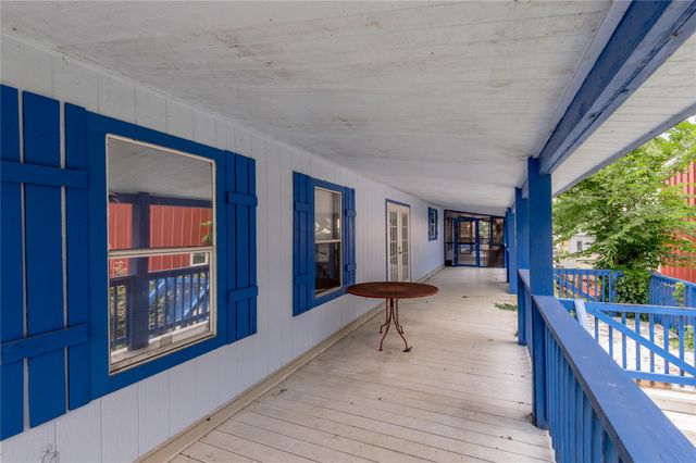 21 Oahu Court, Point Blank, TX 77364