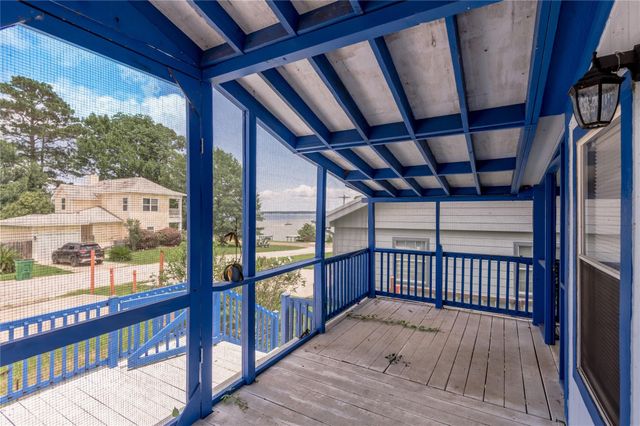 21 Oahu Court, Point Blank, TX 77364