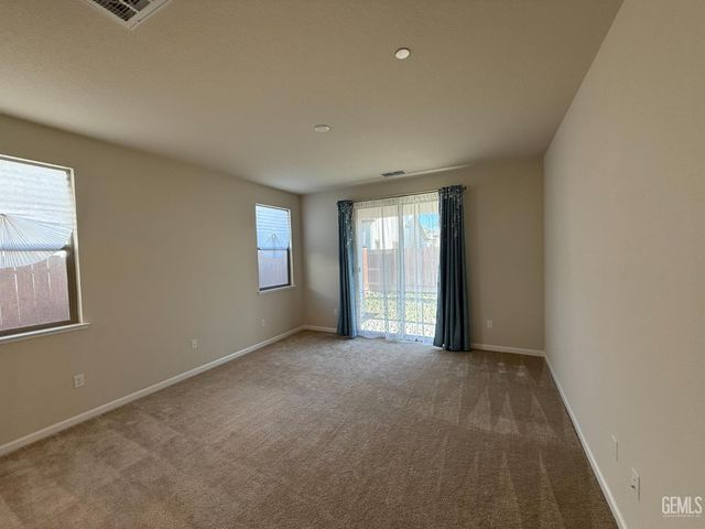 4344 Vanguard Drive, Modesto, CA 95356