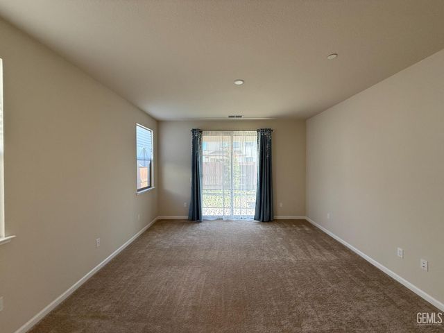 4344 Vanguard Drive, Modesto, CA 95356