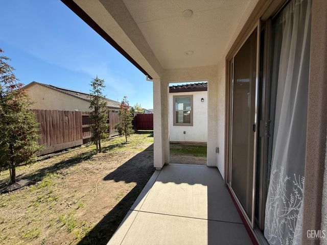 4344 Vanguard Drive, Modesto, CA 95356