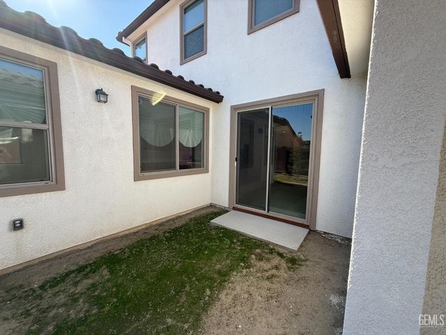 4344 Vanguard Drive, Modesto, CA 95356