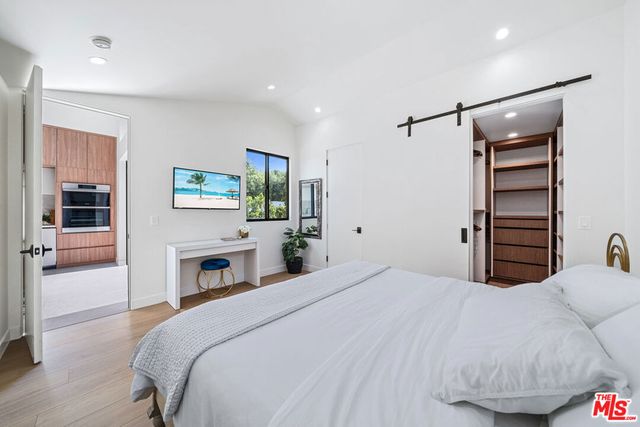 8982 Norma Place, West Hollywood, CA 90069