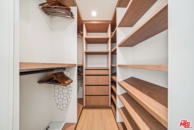 8982 Norma Place, West Hollywood, CA 90069