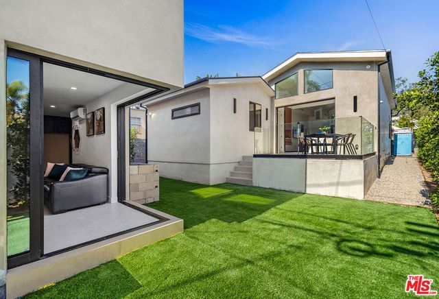 8982 Norma Place, West Hollywood, CA 90069