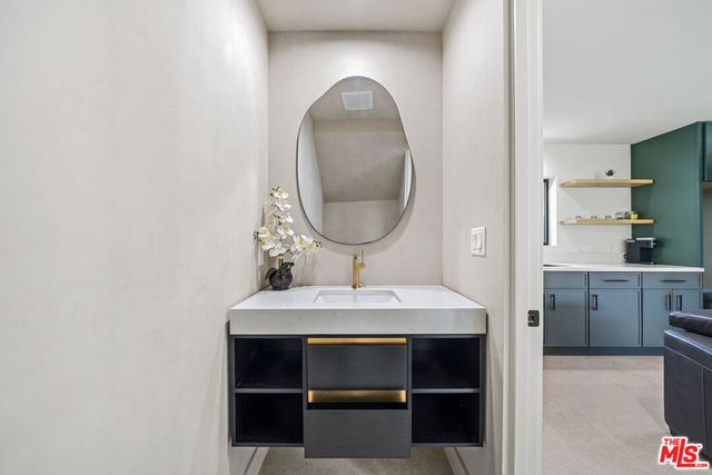 8982 Norma Place, West Hollywood, CA 90069