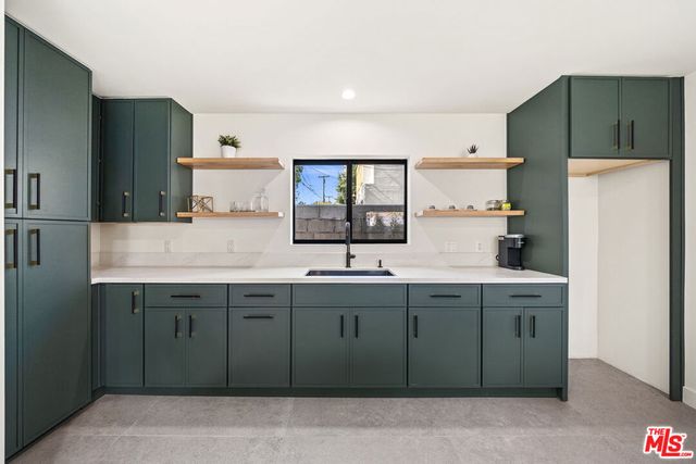 8982 Norma Place, West Hollywood, CA 90069