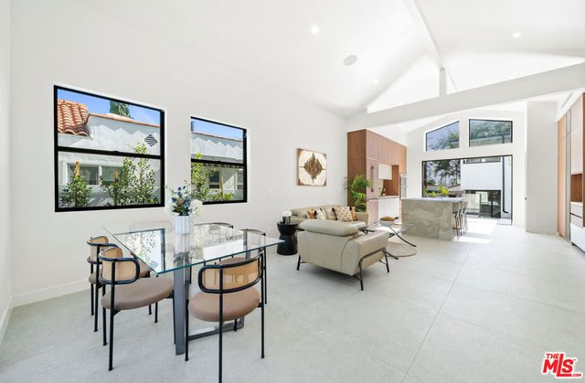 8982 Norma Place, West Hollywood, CA 90069