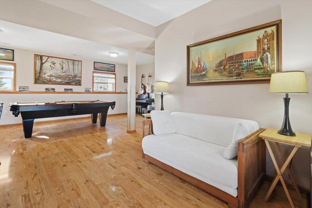 502 Lorraine Drive, Edgerton, WI 53534