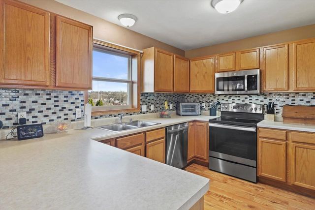 502 Lorraine Drive, Edgerton, WI 53534