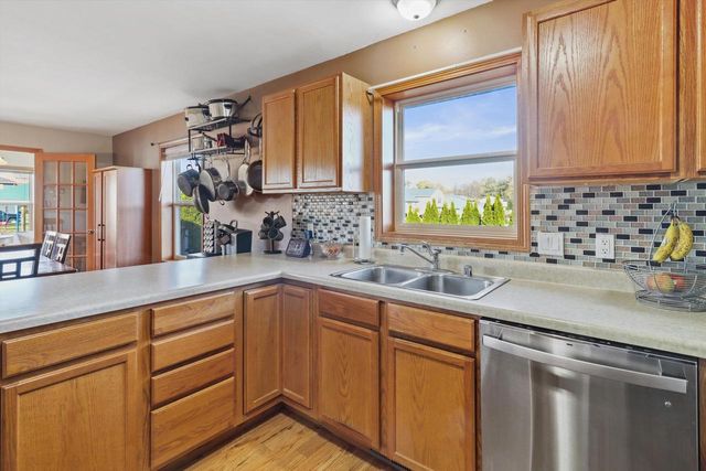 502 Lorraine Drive, Edgerton, WI 53534