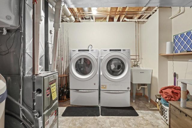 502 Lorraine Drive, Edgerton, WI 53534