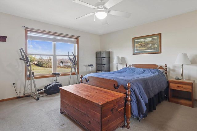 502 Lorraine Drive, Edgerton, WI 53534