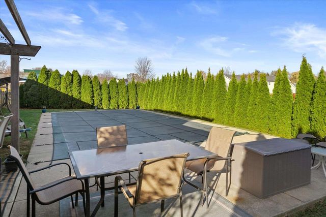 502 Lorraine Drive, Edgerton, WI 53534