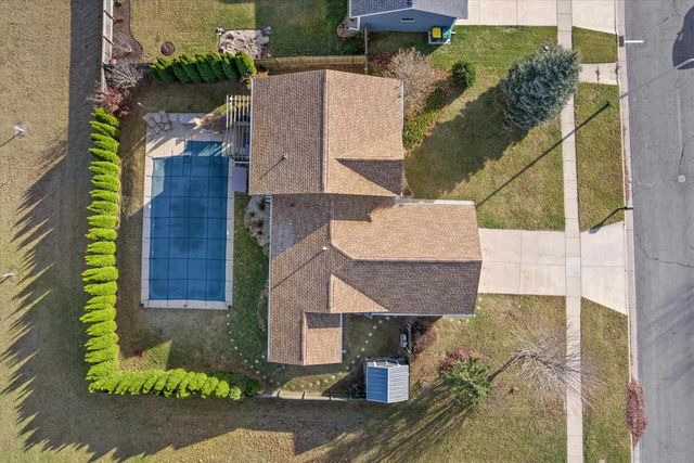 502 Lorraine Drive, Edgerton, WI 53534