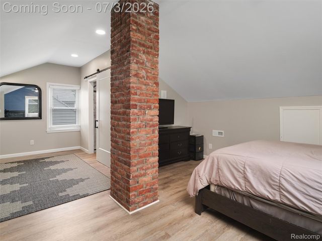2798 Royal Avenue, Berkley, MI 48072