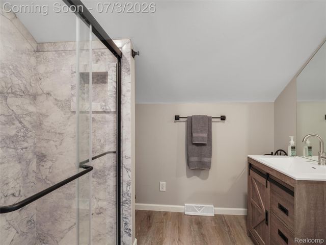 2798 Royal Avenue, Berkley, MI 48072