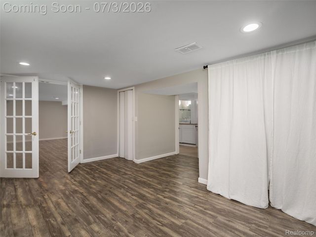 2798 Royal Avenue, Berkley, MI 48072