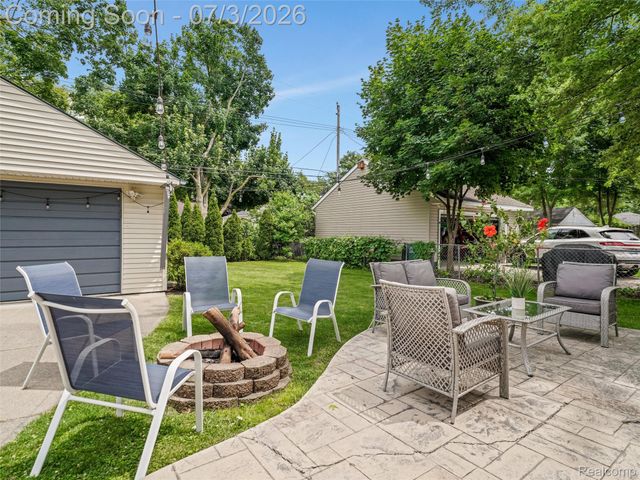 2798 Royal Avenue, Berkley, MI 48072