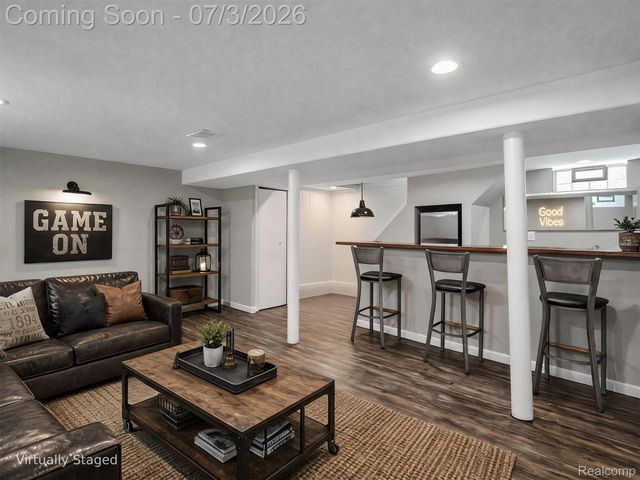 2798 Royal Avenue, Berkley, MI 48072