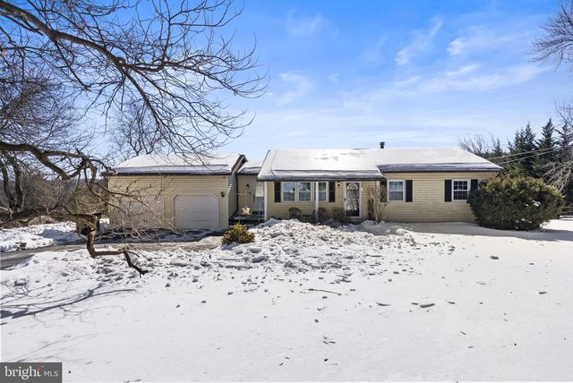 236 HILL RD, Honey Brook, PA 19344