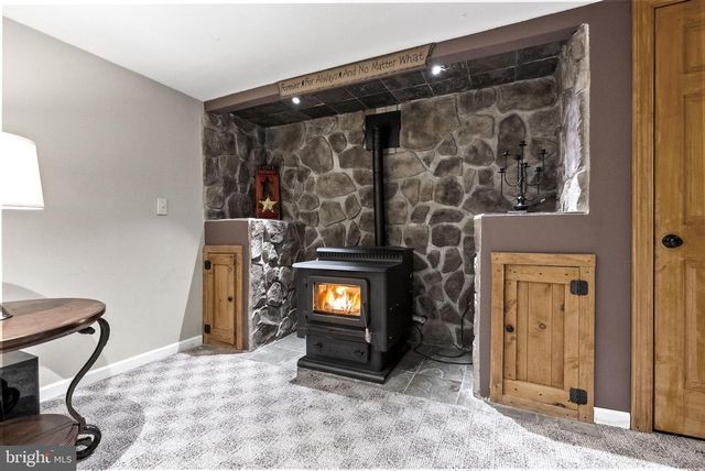 236 HILL RD, Honey Brook, PA 19344