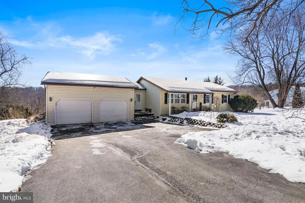 236 HILL RD, Honey Brook, PA 19344