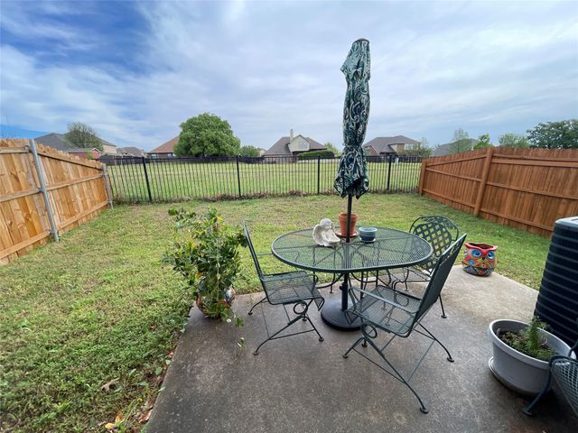 1332 Piedmont Drive, Mansfield, TX 76063
