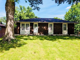 2919 DOWNEY Avenue, Independence, MO 64055