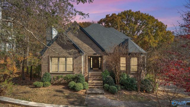 1695 Shady Cove Circle SE, Huntsville, AL 35802