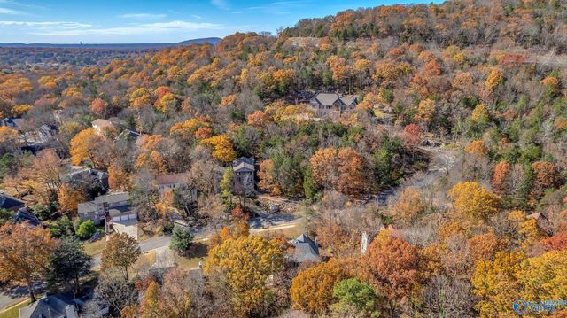 1695 Shady Cove Circle SE, Huntsville, AL 35802