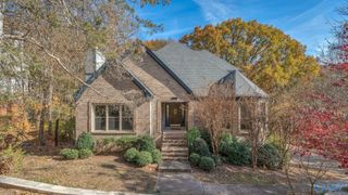 1695 Shady Cove Circle SE, Huntsville, AL 35802