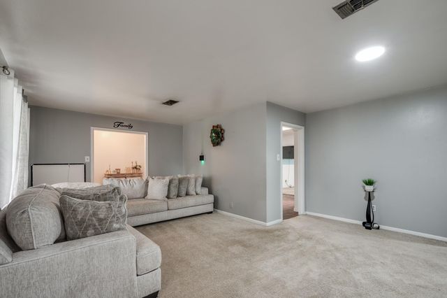2202 French Place, Baytown, TX 77520