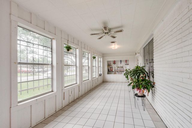 2202 French Place, Baytown, TX 77520