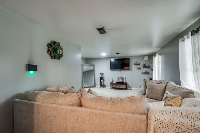 2202 French Place, Baytown, TX 77520