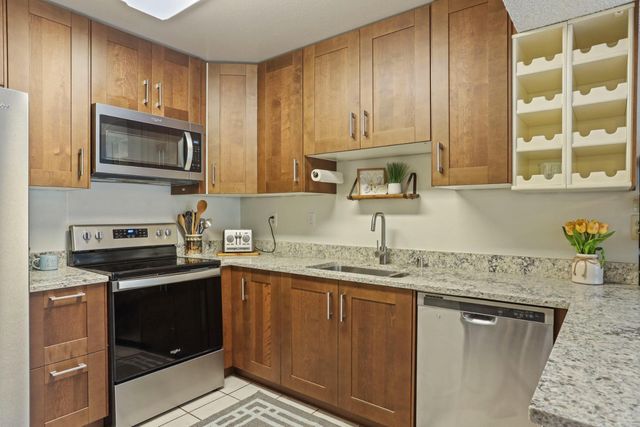 2352 Bridlewood Dr, Rancho Cordova, CA 95670