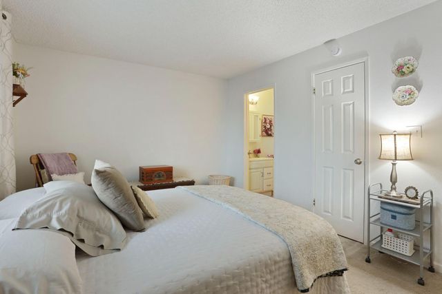 2352 Bridlewood Dr, Rancho Cordova, CA 95670