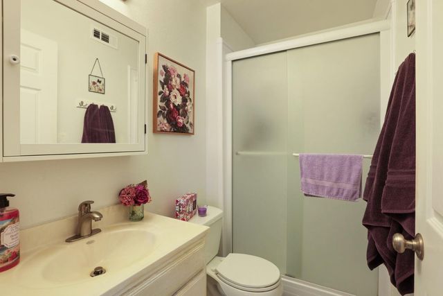 2352 Bridlewood Dr, Rancho Cordova, CA 95670