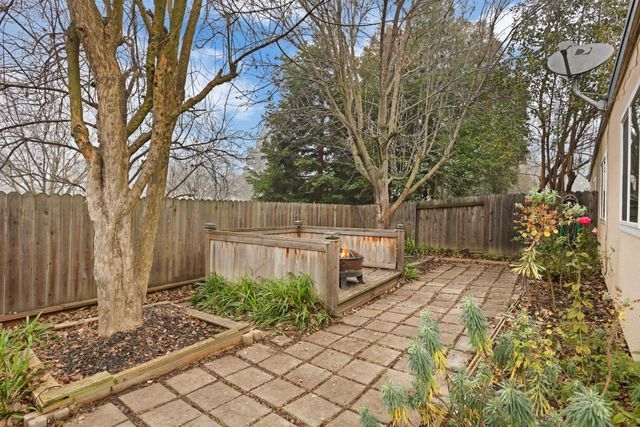 2352 Bridlewood Dr, Rancho Cordova, CA 95670