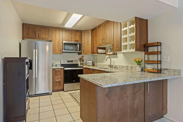 2352 Bridlewood Dr, Rancho Cordova, CA 95670