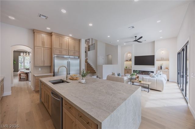 305 Prince Charming Court, Las Vegas, NV 89145