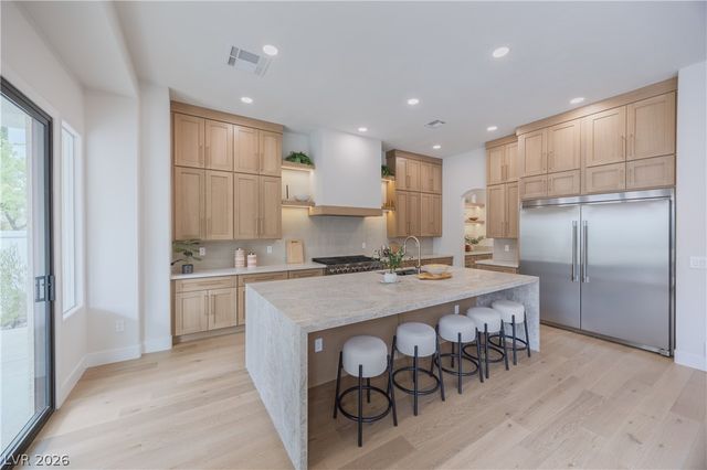 305 Prince Charming Court, Las Vegas, NV 89145