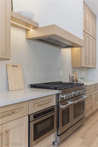 305 Prince Charming Court, Las Vegas, NV 89145